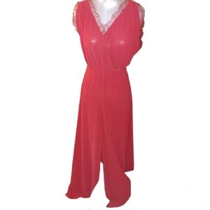 Red formal backless dress with lace ,size s, Etiquette